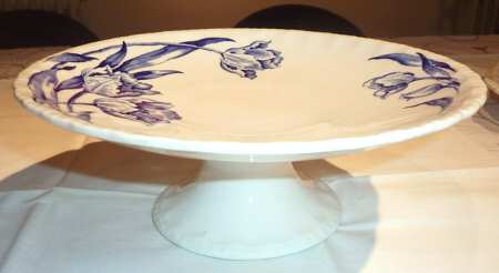 The Tulip Blue Footed Cake Plate