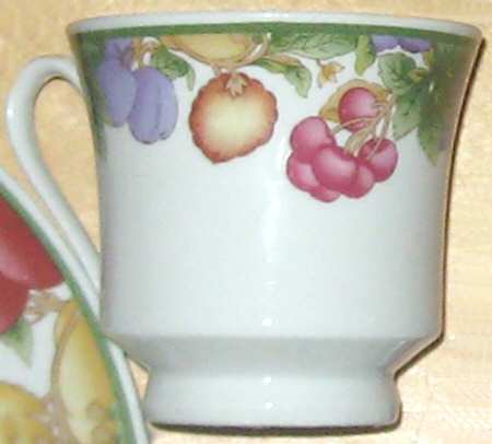 GRI406 Footed Cup