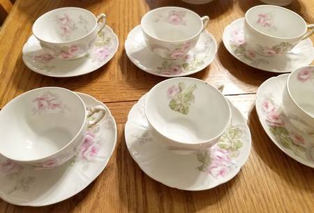 GUE708 Flat Cup & Saucer Set
