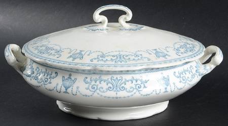 Minerva Round Covered Vegetable