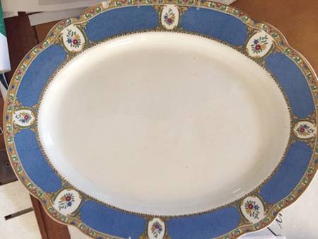 Cathay (Scalloped) by Grosvenor