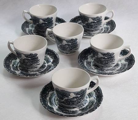 English Country Inns Black Flat Cup & Saucer Set