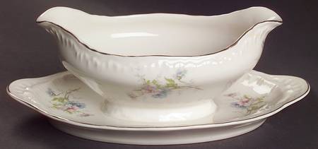 Annette Gravy Boat with Attached Underplate by Haviland