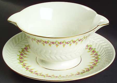 Ashley (Regent's Park Shape) Gravy Boat with Attached Underplate