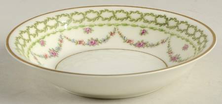 Beaucaire (Gold Trim) Fruit/Dessert (Sauce) Bowl