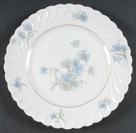 Bergere (Blue Flowers, Gold Verge) Luncheon Plate