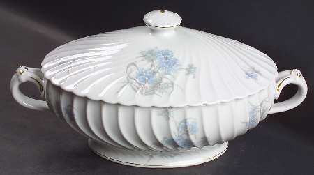 Bergere (Blue Flowers, Gold Verge) Oval Tureen & Lid