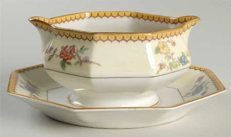 Blois Gravy Boat with Attached Underplate