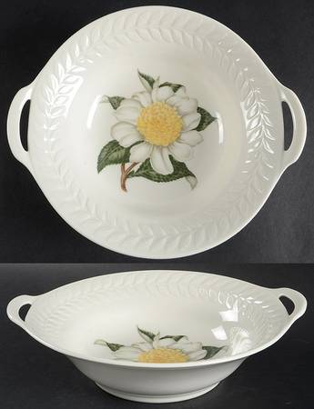 Camellia 10" Round Vegetable Bowl