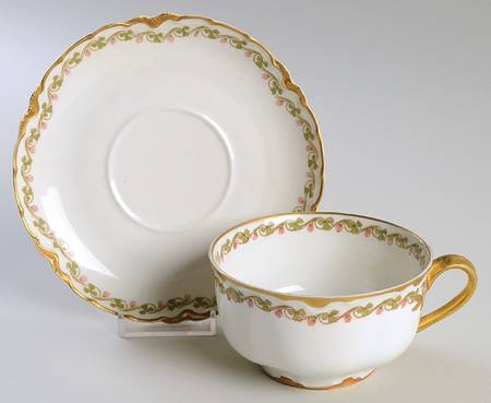 Clover Leaf Oversized Cup & Saucer Set