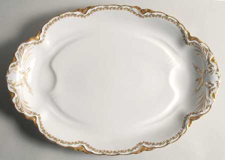 Clover Leaf 18" Oval Serving Platter with Well
