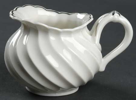 Deauville Creamer