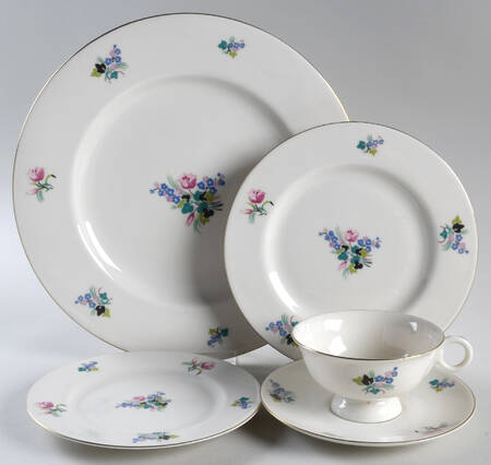 Ellwood 40 Piece Estate Set