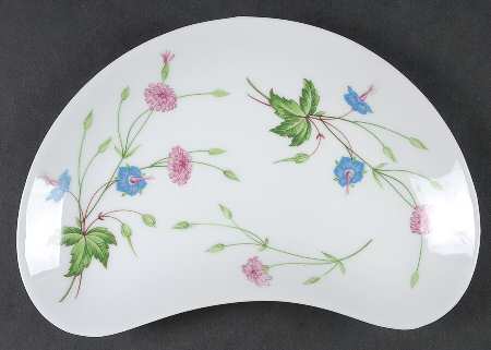 Florence (Newer, Swirl Edge, No Trim) Crescent Salad Plate