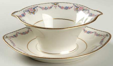 Flora Gravy Boat with Attached Underplate