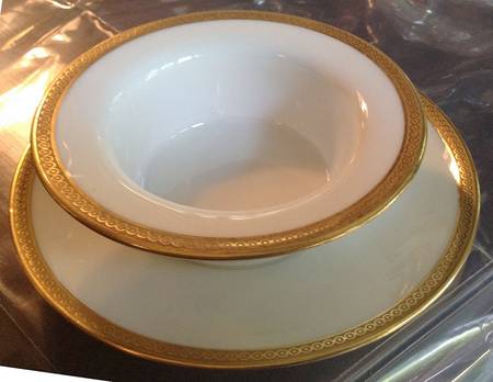 H102  Ramekin & Saucer Set