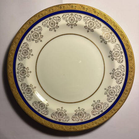 H80 Luncheon Plate