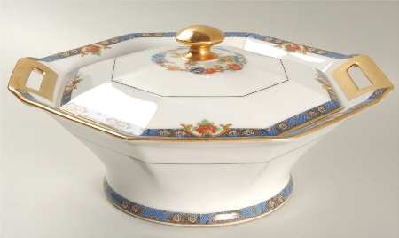 Langeais Round Covered Vegetable