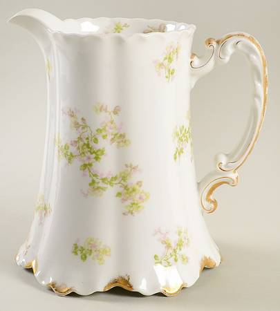 Montebello 64 Oz Pitcher