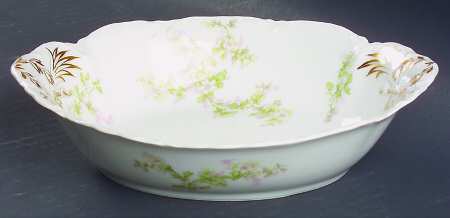 Montebello 9" Oval Vegetable Bowl
