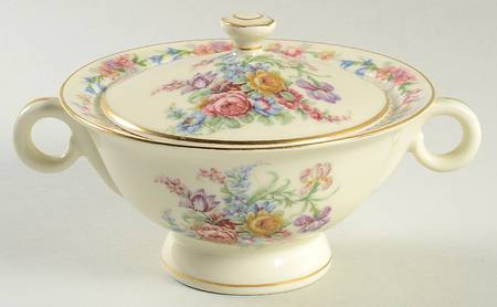 Montrose (Cream Background) Sugar Bowl & Lid