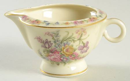 Montrose (Cream Background) Creamer