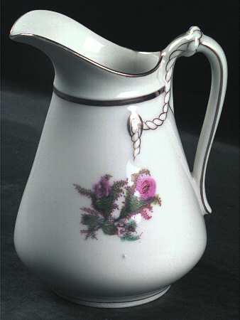 Moss Rose (Thick Gold Trim) Creamer