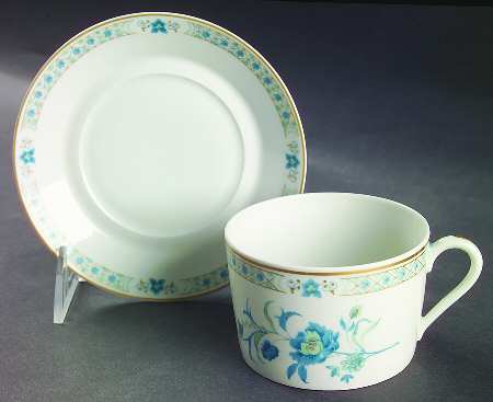 Nankin Flat Cup & Saucer Set