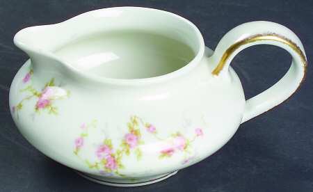 Pink Spray Creamer