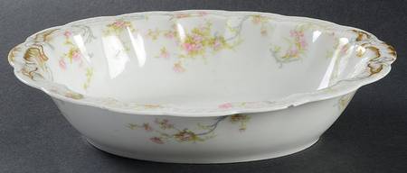 The Princess 9" Oval Vegetable Bowl