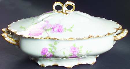 Schleiger 1151B Oval Covered Vegetable