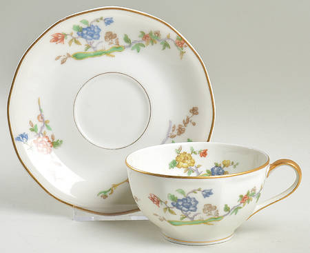 Schleiger 1226 Flat Cup & Saucer Set