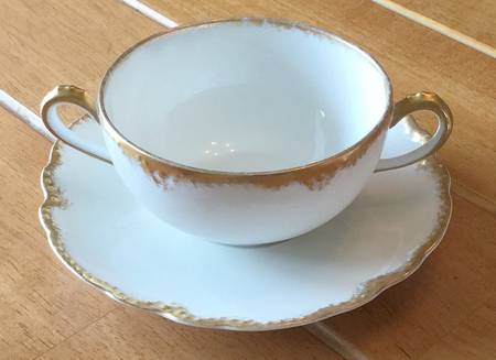 Schleiger 136 Flat Bouillon Cup & Saucer
