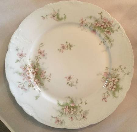 Schleiger 146B Dinner Plate