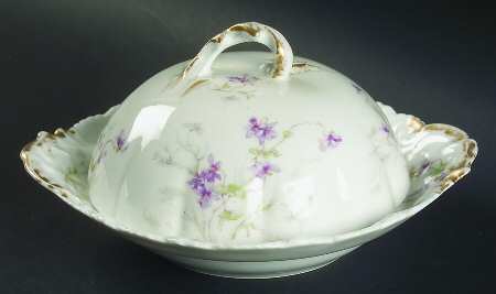 Schleiger 148-9 Round Covered Butter with Strainer