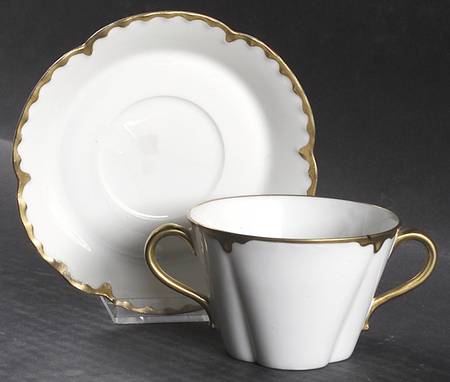 Schleiger 15 Flat Bouillon Cup & Saucer