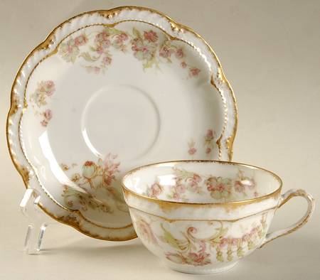 Schleiger 235B Flat Cup & Saucer Set