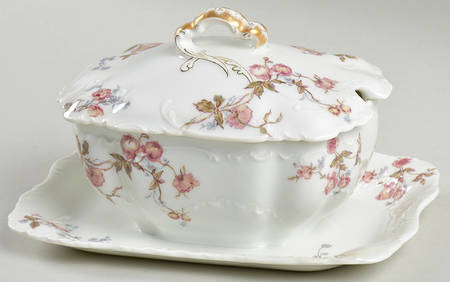 Schleiger 266B Gravy Boat w/Attached Underplate & Lid
