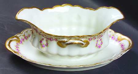 Schleiger 319 Gravy Boat with Attached Underplate by Haviland