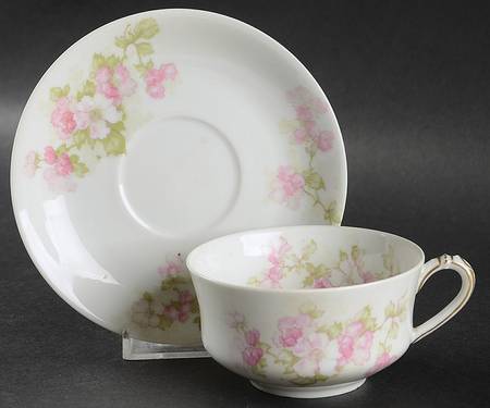 Schleiger 66b Flat Cup & Saucer Set