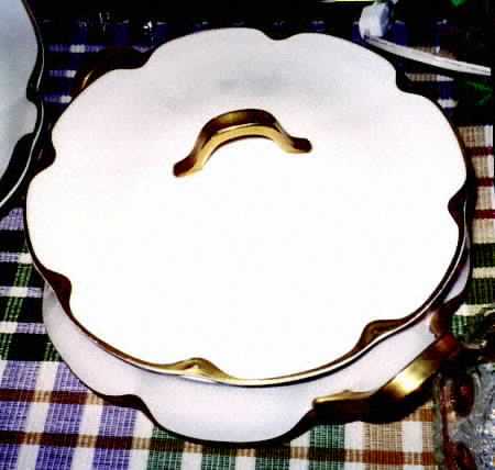 Schleiger 822a Round Covered Vegetable