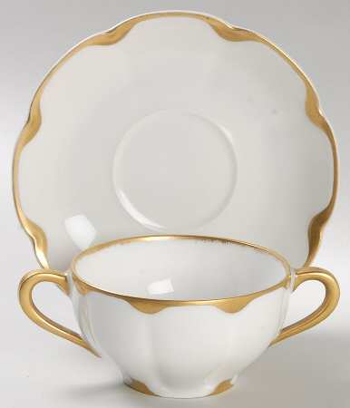 Schleiger 822a Flat Bouillon Cup & Saucer