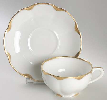 Schleiger 822a Flat Cup & Saucer Set