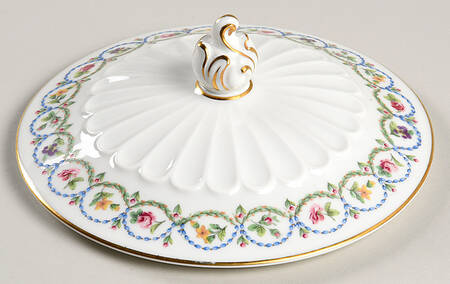Sevres (Scalloped) Lid for Round Vegetable
