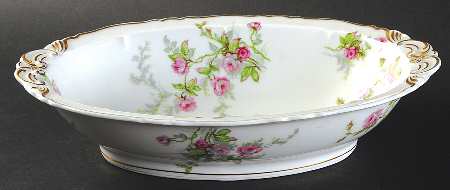 Sylvia White (Louis XIV, Newer) 10" Oval Vegetable Bowl
