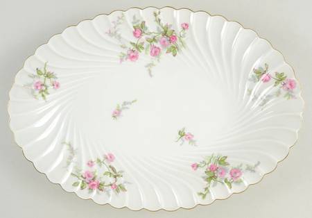 Sylvia White (Torse Shape) 13" Oval Serving Platter