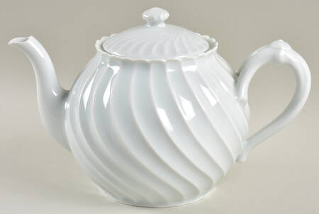 Torse White (Newer, Post 1950) Teapot & Lid