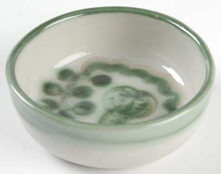 Pear and Grape Green Fruit/Dessert (Sauce) Bowl