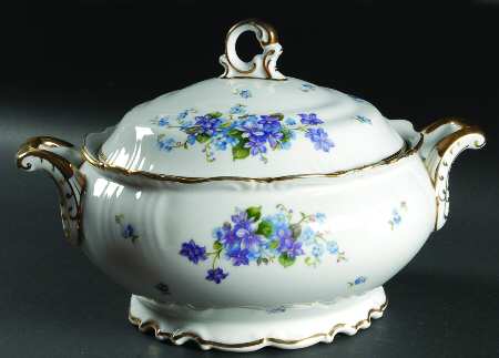 Spring Garden Round Covered Vegetable