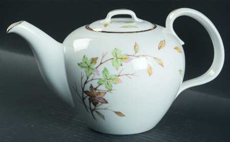 Swirling Leaves Teapot & Lid